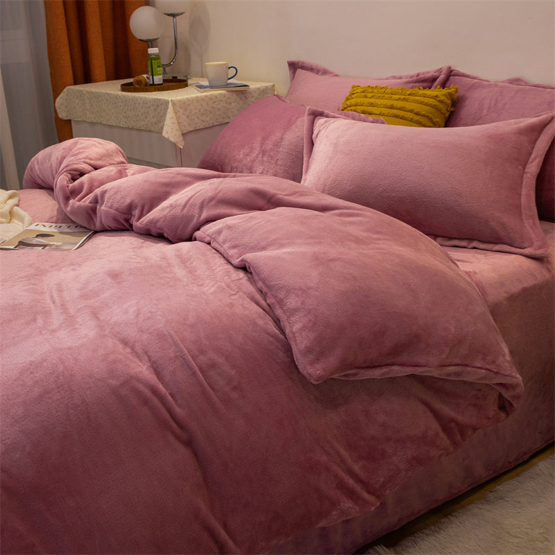 Four-piece Plush Double-sided Fleece Warm Yellow Duvet Cover | Other