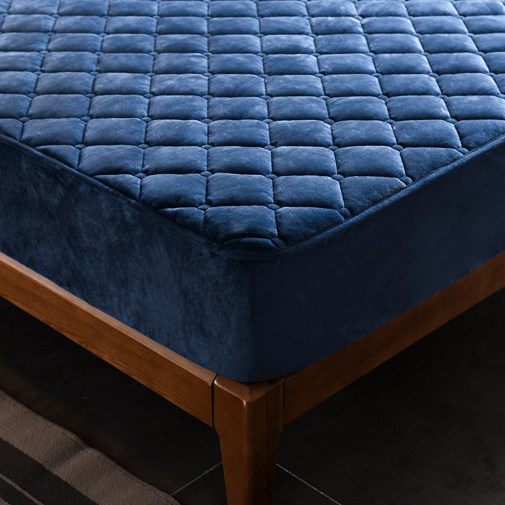 Crystal Fleece Padded Bed Cover | Other
