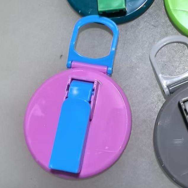 Silicone Soda Can Straw Lid – Reusable Drinking Tool