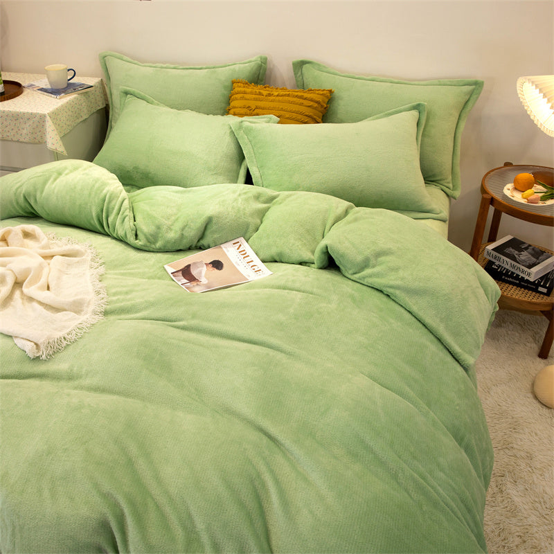 Four-piece Plush Double-sided Fleece Warm Yellow Duvet Cover | Other