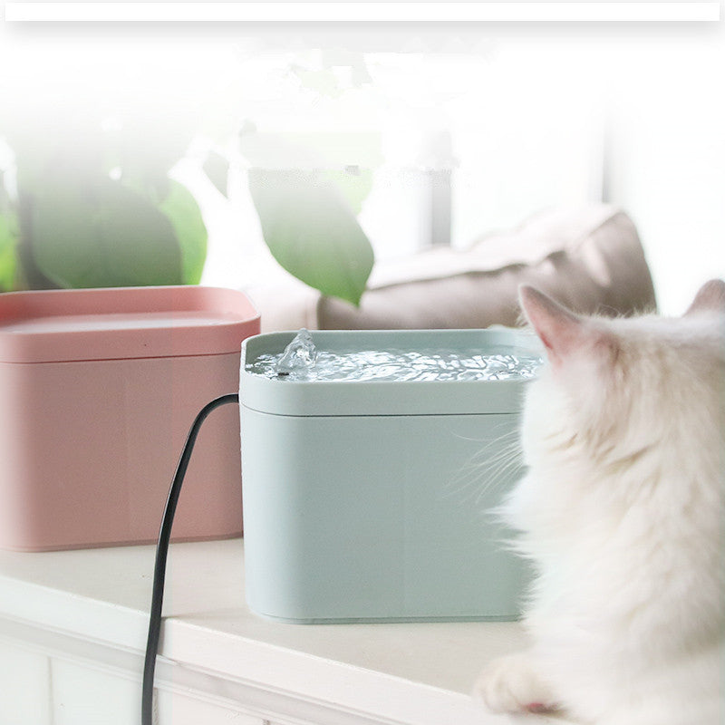 Smart Pet Water Fountain – Automatic Dispenser for Cats & Small Dogs (1.5L)