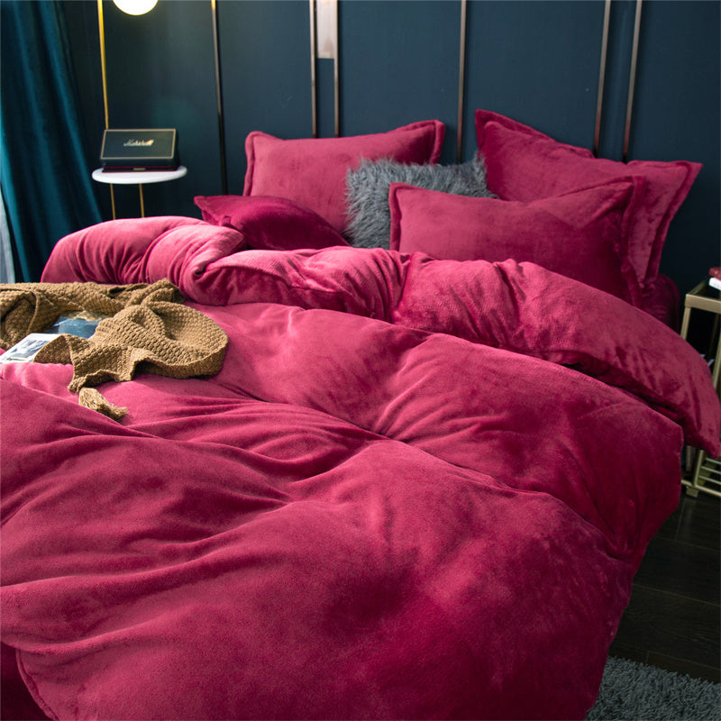 Four-piece Plush Double-sided Fleece Warm Yellow Duvet Cover | Other