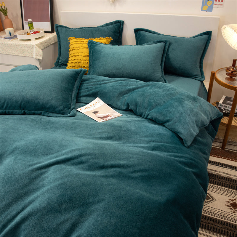 Four-piece Plush Double-sided Fleece Warm Yellow Duvet Cover | Other