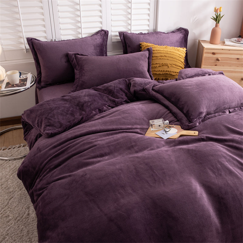 Four-piece Plush Double-sided Fleece Warm Yellow Duvet Cover | Other