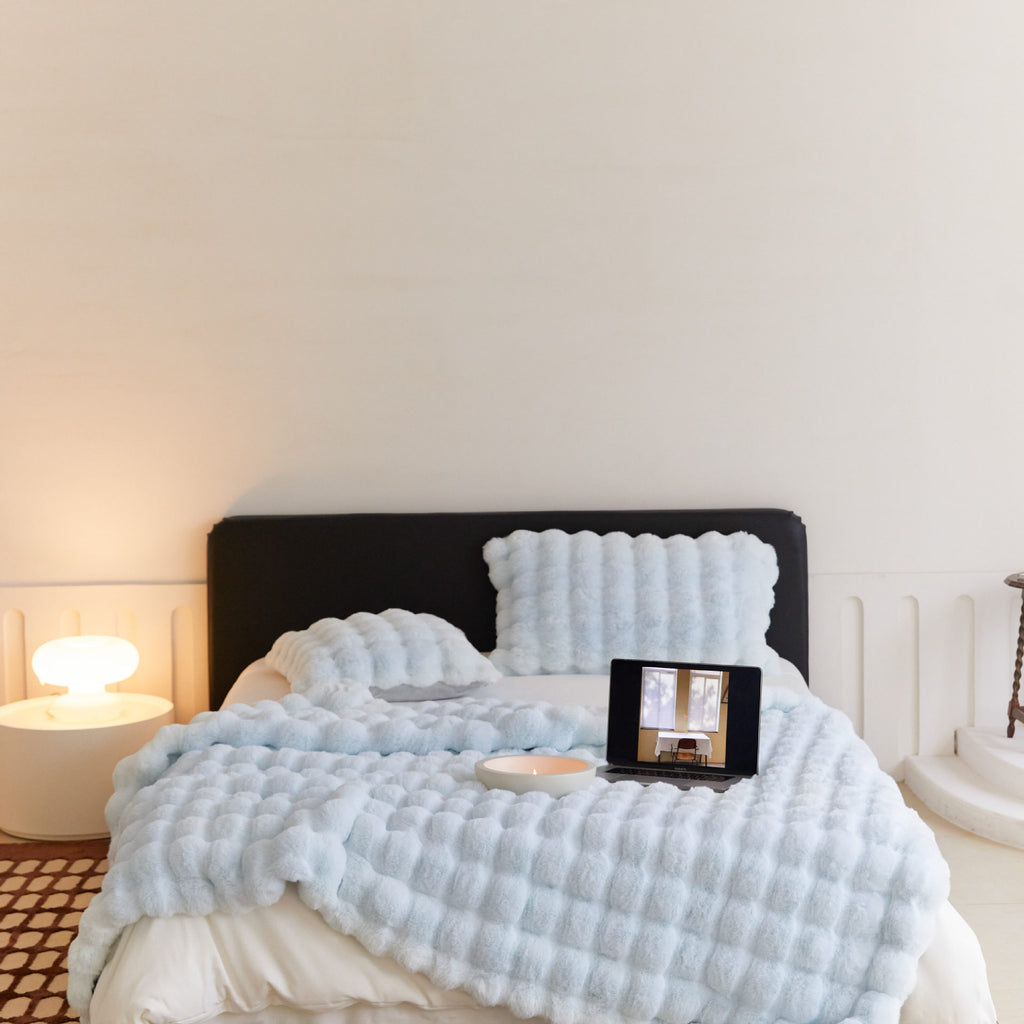 Polyester Carpet Rabbit Bubble Velvet Thickened Nap Blanket | Other